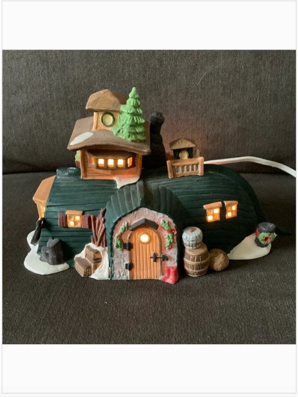 Department 56 -  Dickens Village Series - Peggottty's Seaside Cottage